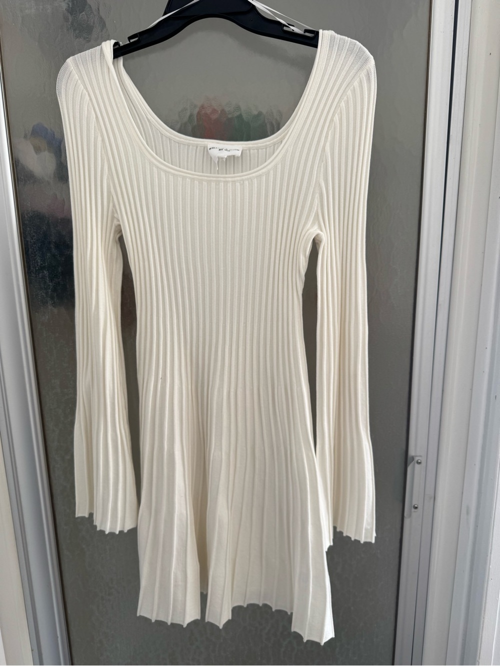 Ribbed Scoop-Neck Long-Sleeve Dress in Cream